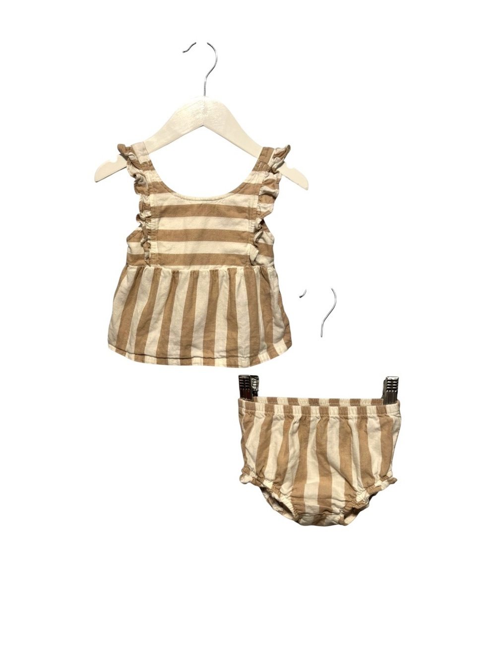 ⭐️ 5/$30 Carter’s Kids Matching Set size 9M